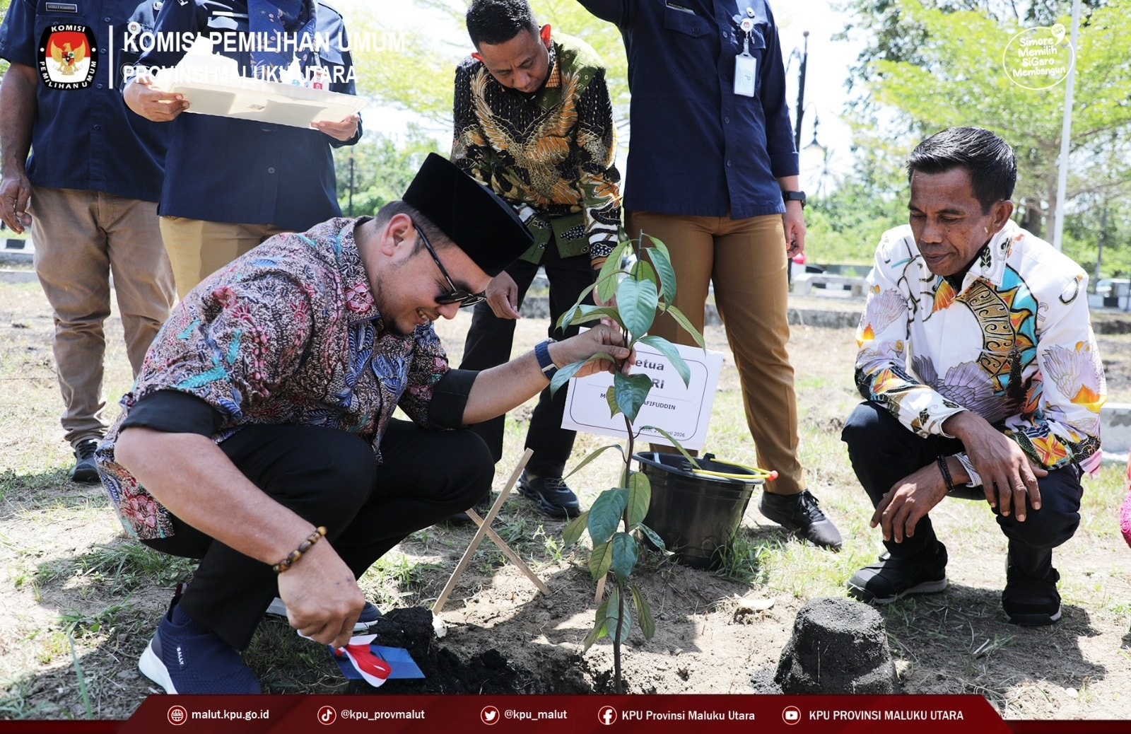 Penanaman Pohon Demokrasi oleh Ketua KPU RI